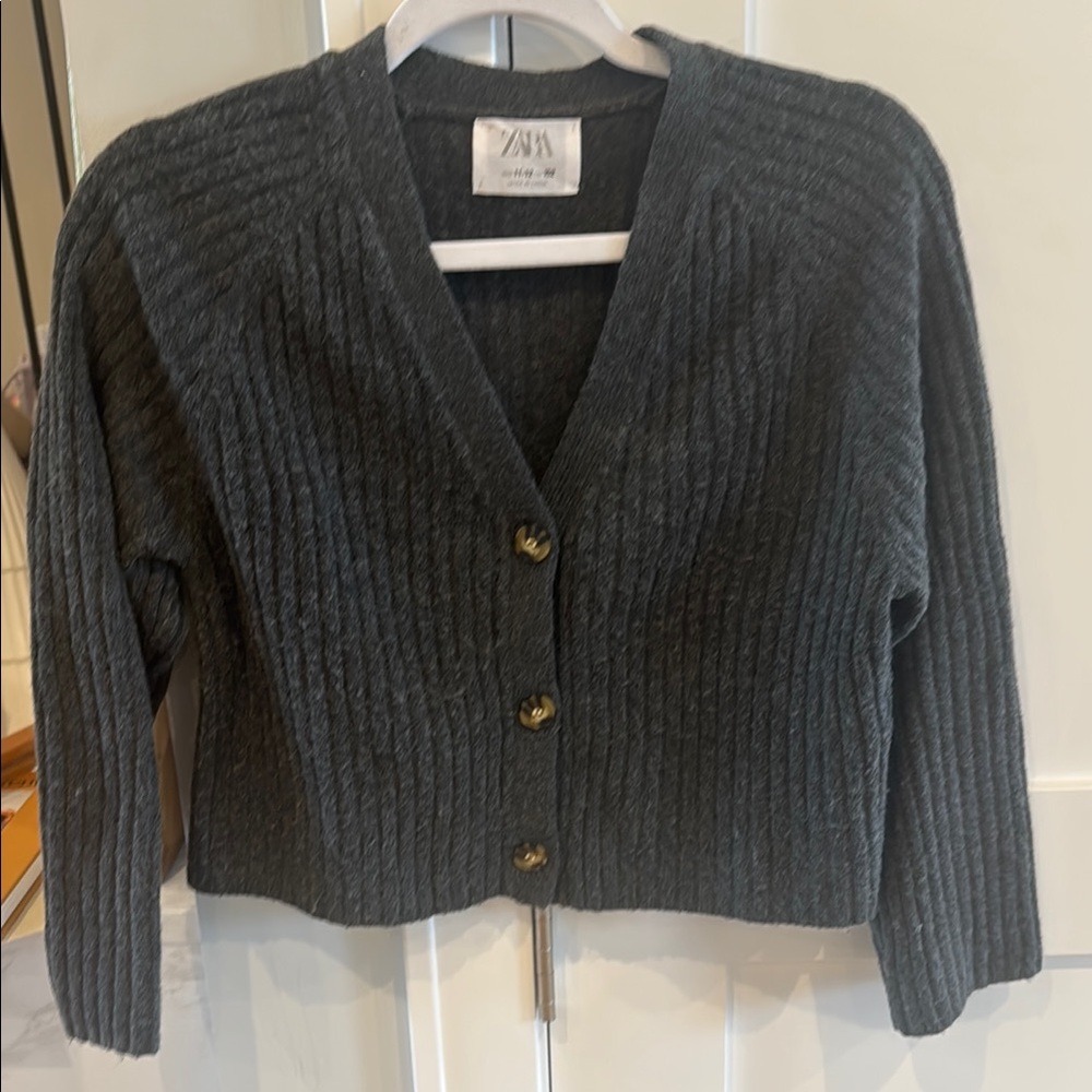 Zara Gray Ribbed Knit Cardigan Sweater